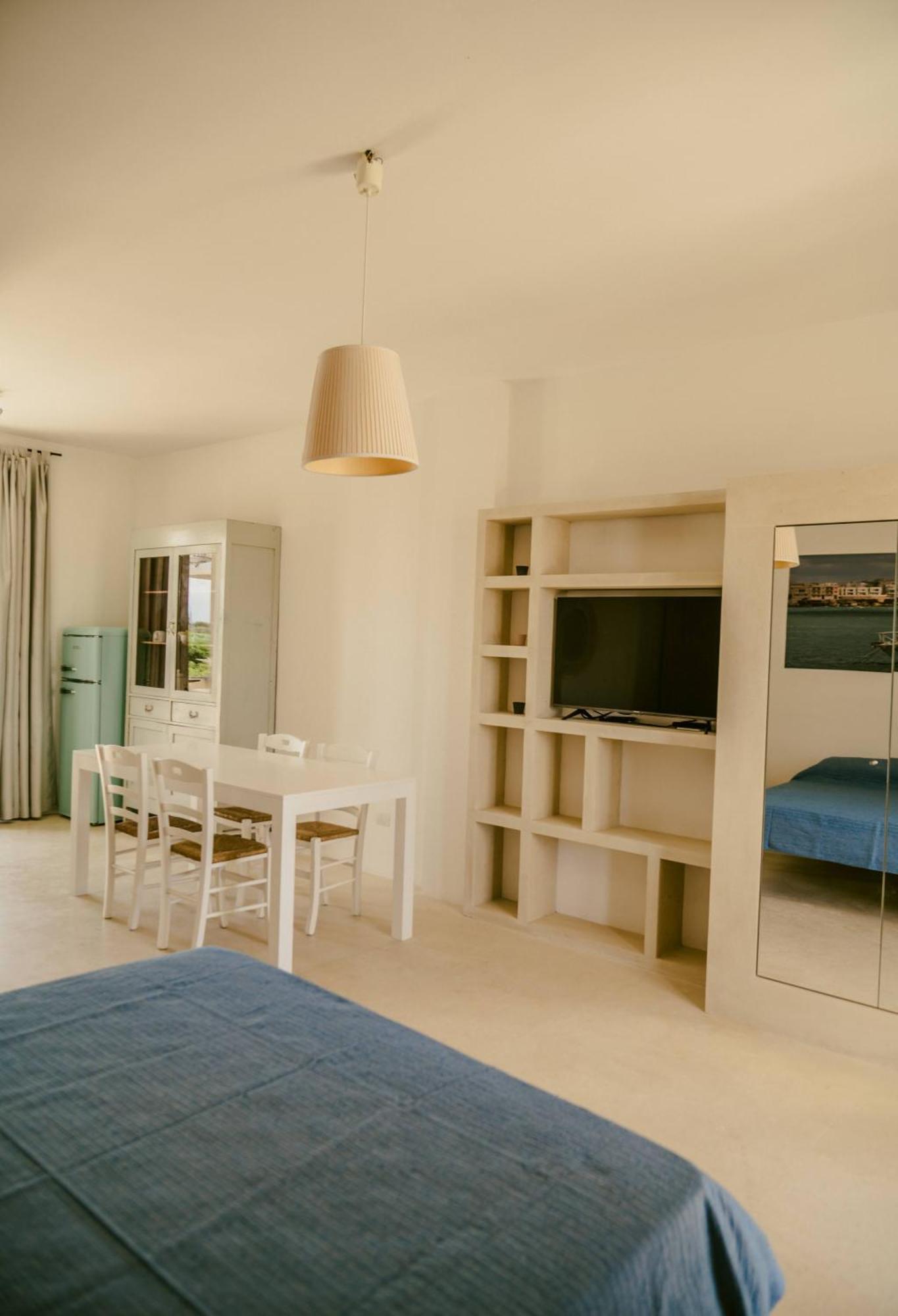 Villa Del Ponente Otranto Alimini Bagian luar foto